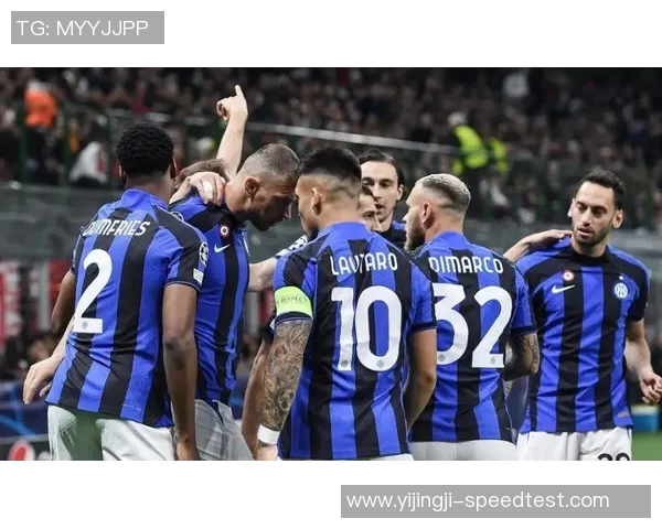 国米与巴萨友谊赛平局绝杀瞬间引发争议判罚引全场沸腾