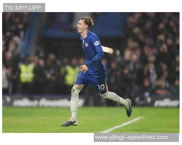 英超激战：里昂逆转AC米兰补时绝杀引发争议判罚全场沸腾