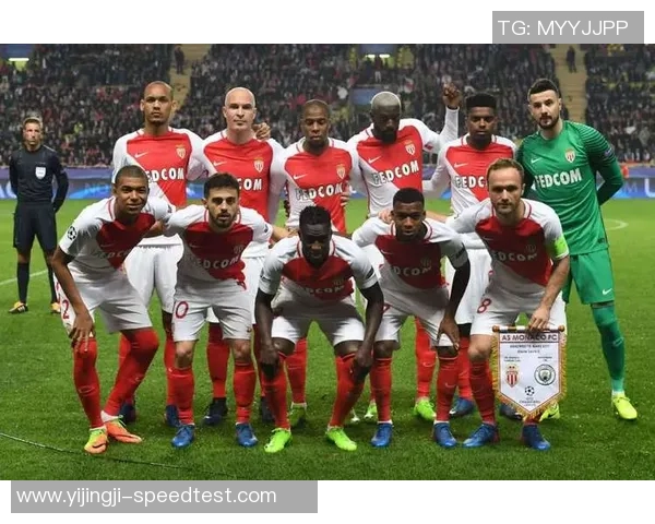 国王杯激战本菲卡与拜仁零平红牌争议引发全场热议与高潮